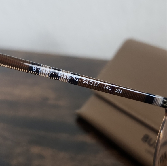 Burberry Cat Eye Nova Check Frame Sunglasses - Picture 8 of 11